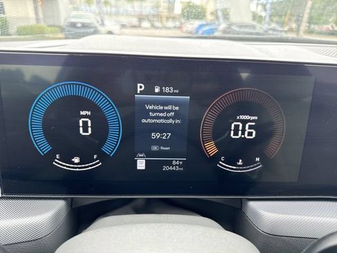 Used 2025 Hyundai Sonata SEL FWD image 35