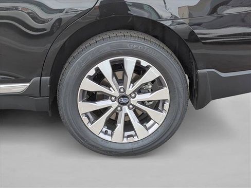 Used 2018 Subaru Outback 3.6R Touring image 17