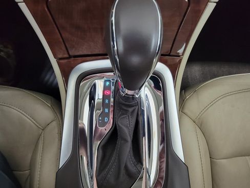 Used 2015 Buick Regal Premium FWD image 17