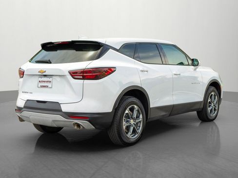 Used 2025 Chevrolet Blazer LT AWD/4WD image 7