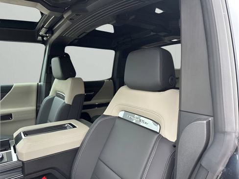 New 2026 GMC Hummer EV 4x4 Crew Cab image 30