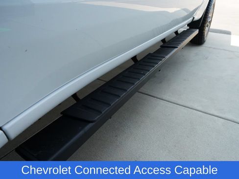 Used 2021 Chevrolet Silverado 1500 LT AWD/4WD image 32
