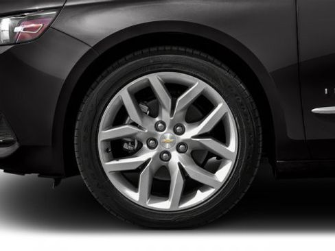 Used 2016 Chevrolet Impala LTZ w/ Enhanced Convenience Package image 14