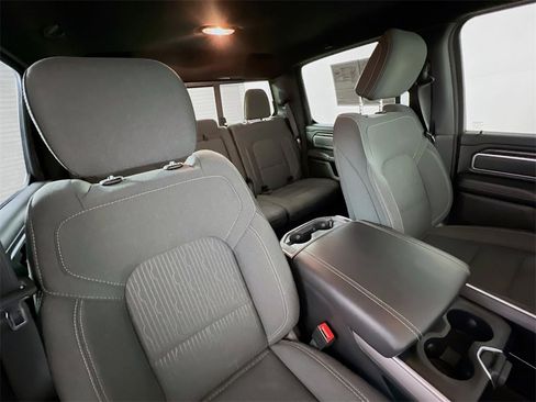 Used 2022 RAM 1500 Big Horn image 25