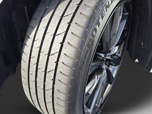 Certified 2025 Lexus IS 350 F Sport image 18