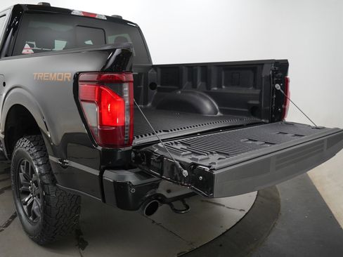 Used 2025 Ford F150 Tremor AWD/4WD image 19