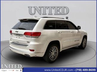 Certified 2017 Jeep Grand Cherokee Summit w/ Platinum Series Group video 2