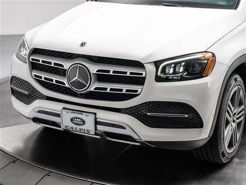 Used 2022 Mercedes-Benz GLS 450 4MATIC image 9