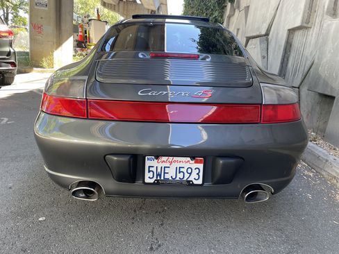 Used 2002 Porsche 911 Carrera 4S AWD/4WD image 10