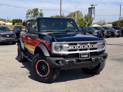 New 2026 Ford Bronco Big Bend w/ Black Diamond Package image 2