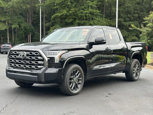 Used 2023 Toyota Tundra Platinum AWD/4WD image 5