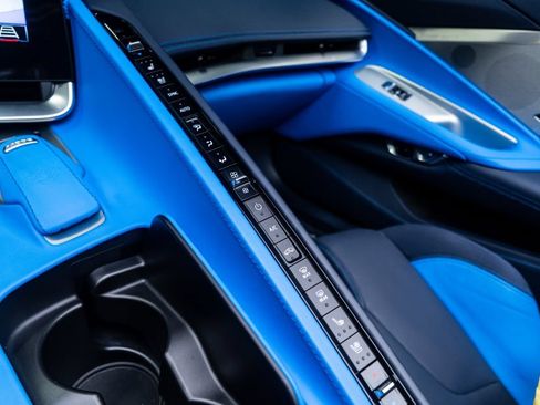 Used 2025 Chevrolet Corvette Z06 RWD image 39