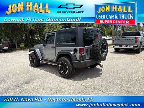 Used 2015 Jeep Wrangler Sport AWD/4WD image 6