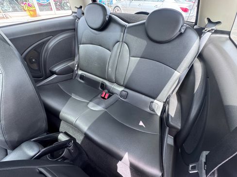 Used 2011 MINI Cooper S FWD image 4