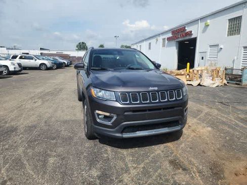Used 2020 Jeep Compass Limited w/ Safety & Security Group AWD/4WD image 5