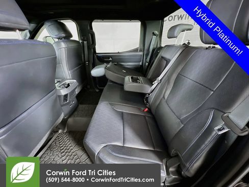 Used 2023 Toyota Tundra Platinum AWD/4WD image 29
