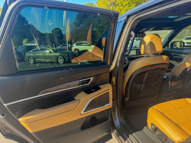 Used 2021 Kia Telluride SX w/ Towing Package FWD image 19