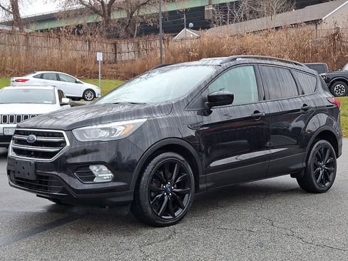 Used 2019 Ford Escape SE image 5