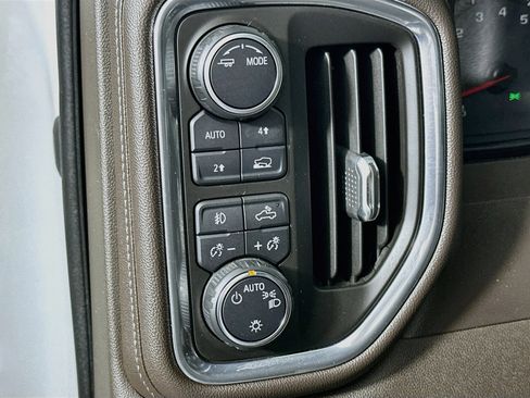 Used 2020 Chevrolet Silverado 1500 RST w/ All-Star Edition AWD/4WD image 17
