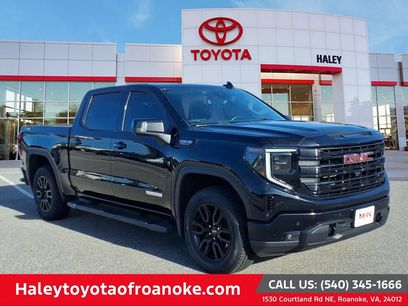 Used 2025 GMC Sierra 1500 Elevation w/ Elevation Premium Package