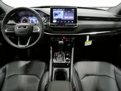 New 2026 Jeep Compass Limited image 10