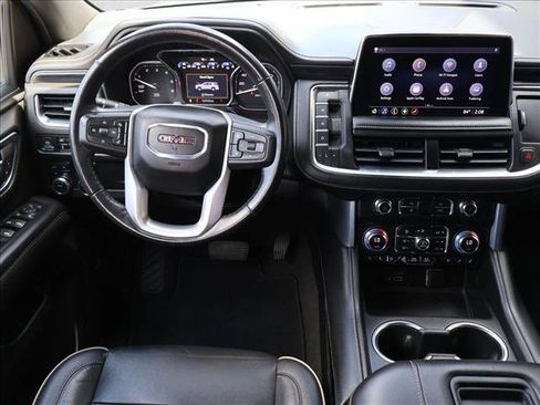 Used 2021 GMC Yukon XL SLT w/ SLT Premium Package AWD/4WD image 25