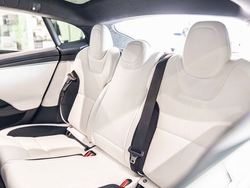 Used 2024 Tesla Model S Plaid image 29