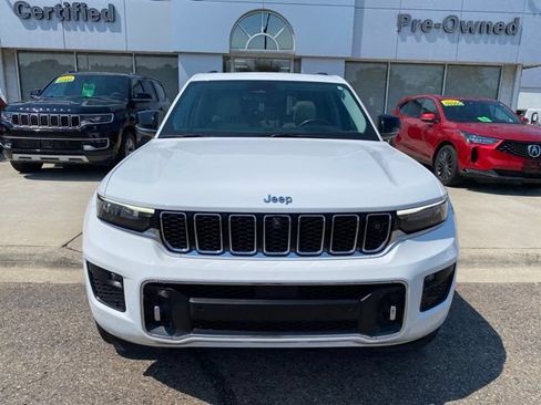 Used 2022 Jeep Grand Cherokee Overland w/ Adv Protech Group III AWD/4WD image 12