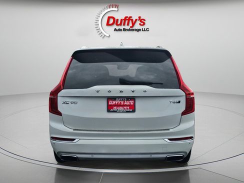 Used 2017 Volvo XC90 T6 Inscription w/ Vision Package image 16
