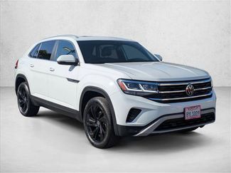 Used 2021 Volkswagen Atlas Cross Sport SEL w/ Luggage Net & Mats Package FWD video 3