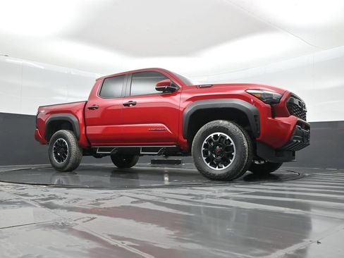 New 2026 Toyota Tacoma TRD Off-Road w/ TRD Off Road Premium Package AWD/4WD image 31
