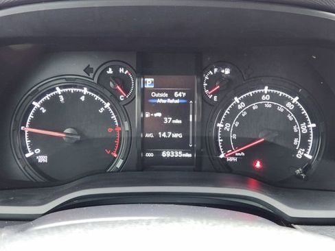 Used 2023 Toyota 4Runner SR5 Premium w/ Moonroof Package AWD/4WD image 13