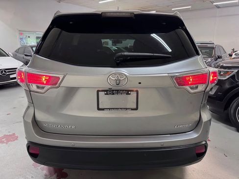 Used 2015 Toyota Highlander Limited image 4