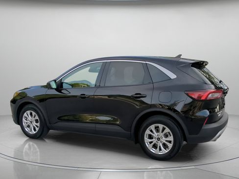 Certified 2023 Ford Escape Active FWD image 18