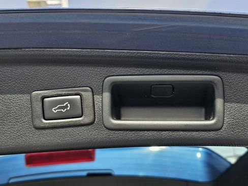 Used 2018 Subaru Forester 2.5i Limited w/ Popular Package #2 image 13