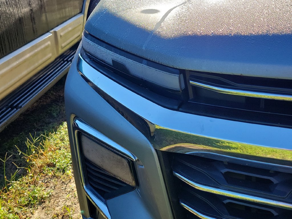 Used 2024 Chevrolet Traverse LT FWD image 9