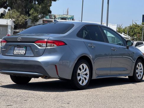 Certified 2022 Toyota Corolla LE FWD image 4