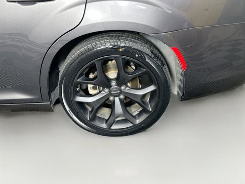 Used 2022 Chrysler 300 S RWD image 11