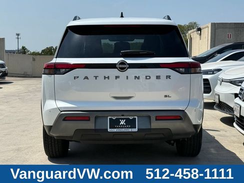 Used 2026 Nissan Pathfinder SL FWD image 8