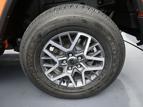 New 2025 Jeep Wrangler Unlimited Sahara image 9