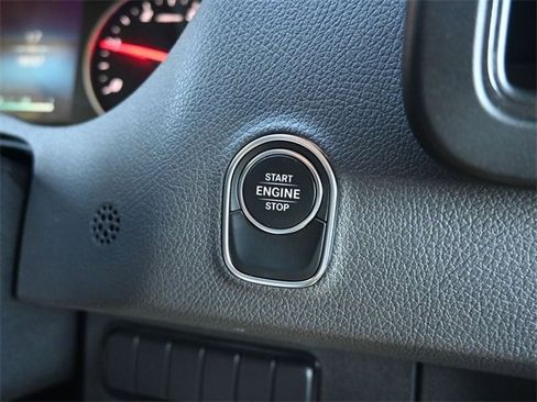 Used 2023 Mercedes-Benz Sprinter 2500 w/ Acoustic Package image 21