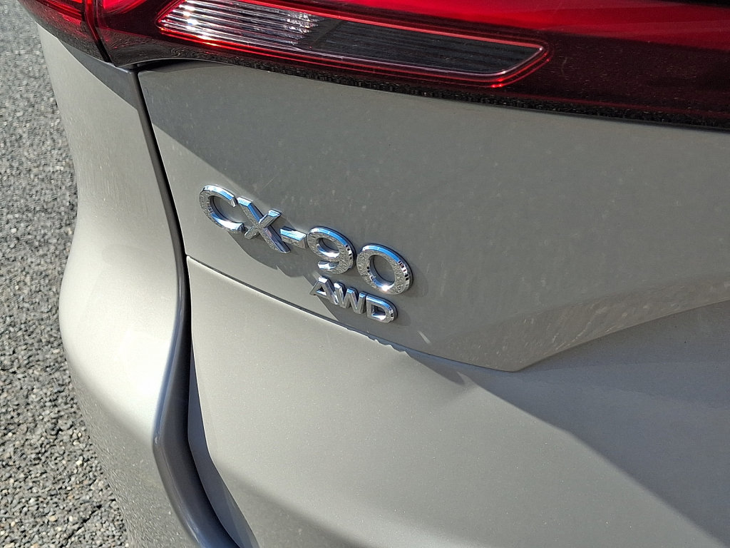 Used 2024 MAZDA CX-90 Plug-In Hybrid w/ Premium Plus AWD/4WD image 17