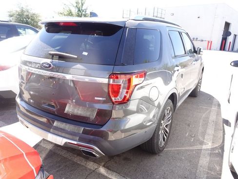 Used 2017 Ford Explorer Platinum AWD/4WD image 3