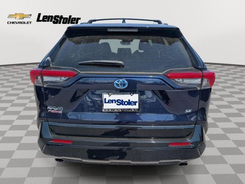 Used 2024 Toyota RAV4 SE w/ Weather & Moonroof Package AWD/4WD image 4