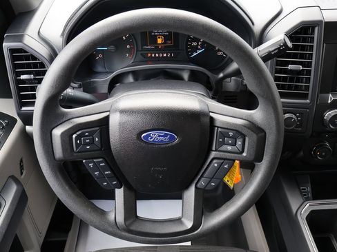 Used 2017 Ford F150 XL w/ Equipment Group 101A Mid AWD/4WD image 14