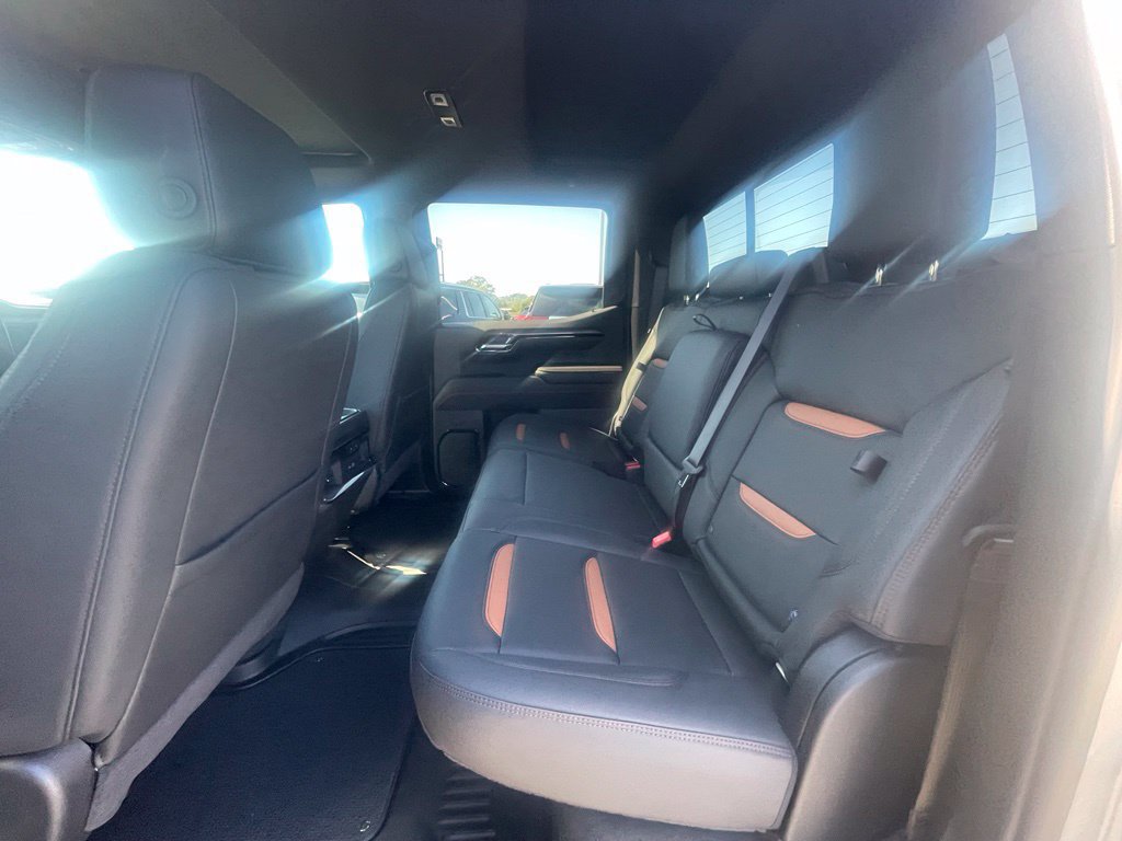 New 2026 GMC Sierra 1500 AT4 w/ AT4 Premium Package AWD/4WD image 23