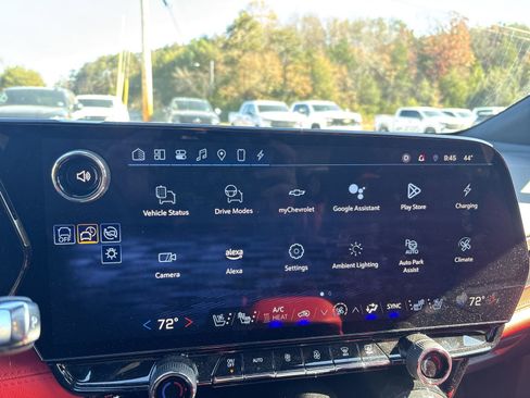 Used 2025 Chevrolet Blazer EV SS image 19