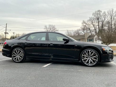 Used 2022 Audi A8 L 3.0T image 3