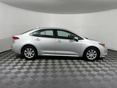 Certified 2024 Toyota Corolla LE FWD image 4
