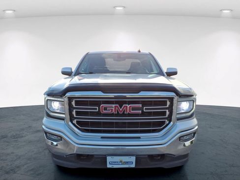 Used 2017 GMC Sierra 1500 SLE w/ SLE Value Package AWD/4WD image 3